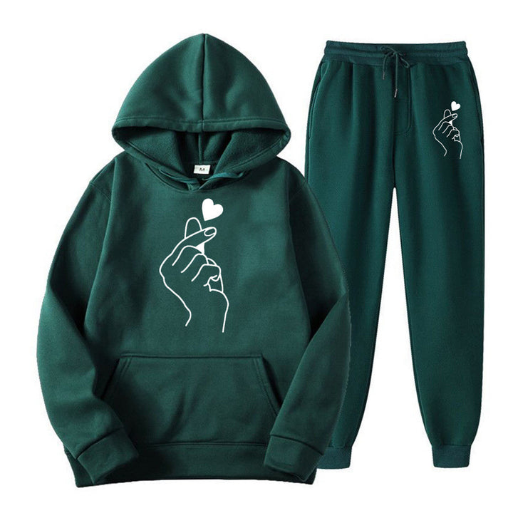 Women's tracksuit with creative heart motif and comfortable fit Lisslune