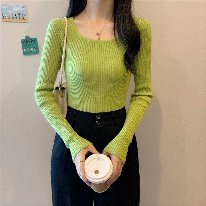 Women's Long Sleeve Ribbed Top with a Figure-Hugging Cut and Modern Cuffs