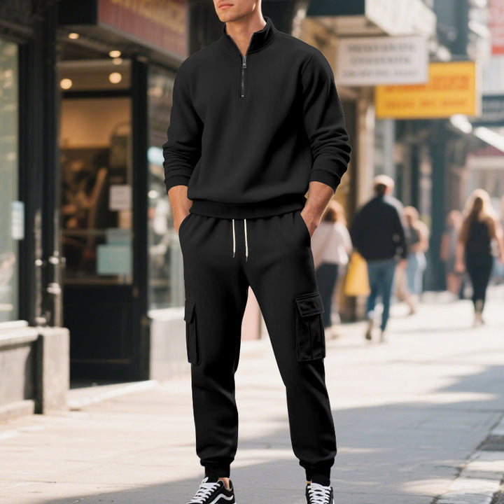 Men's sporty leisure set with high collar and practical cargo pockets Lisslune