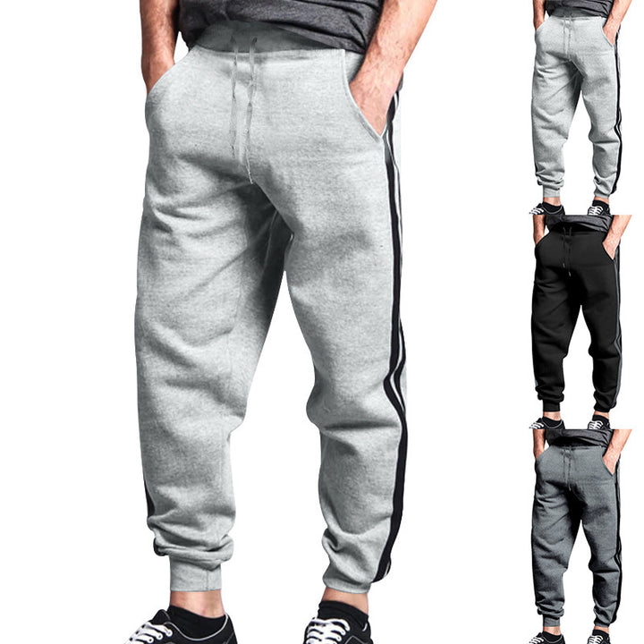 Men's sporty jogging pants with practical pockets and contrast stripes Lisslune