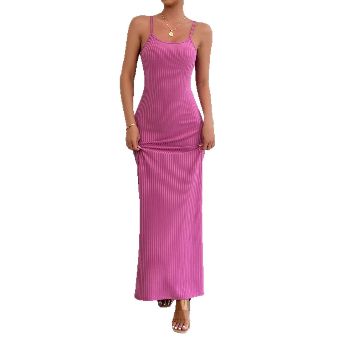Women's long, fitted dress with fine ribs and spaghetti straps