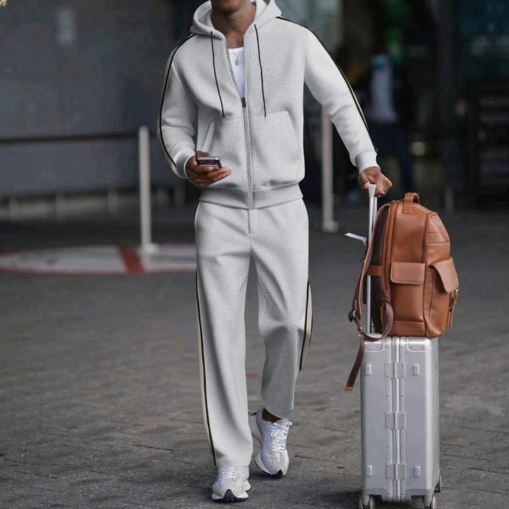 Men's sporty travel suit with functional pockets and breathable material Lisslune