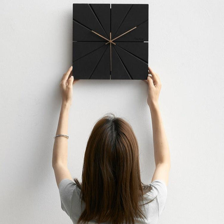 Lisslune | EchoTime - Wall clock with silent sweep
