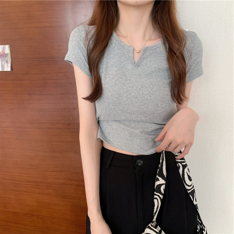 Women's Cropped T-Shirt with a fitted cut and modern accents