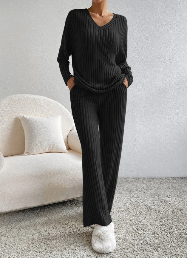 Women Comfortable Fine Knit Set with V-Neck and Long Sleeves Lisslune