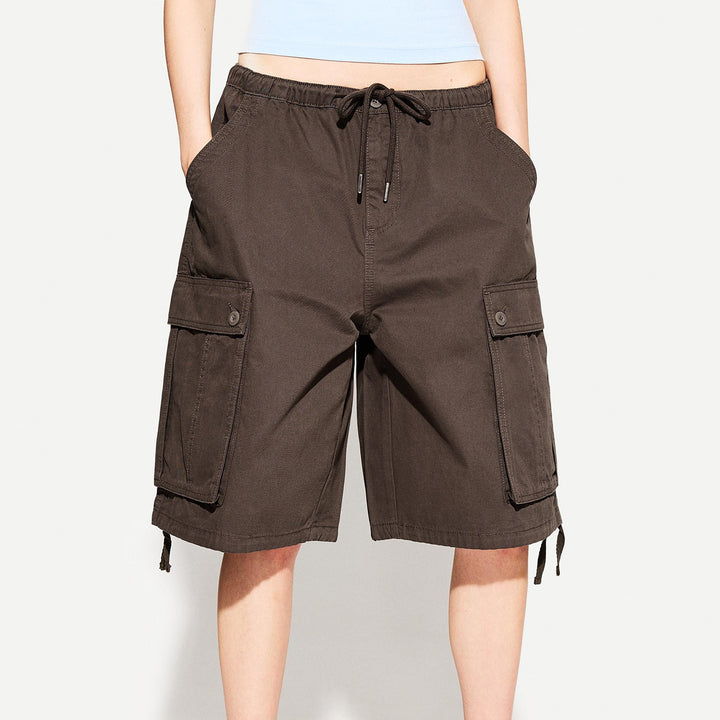 Women's cargo shorts with elastic waistband and practical side pockets Lisslune