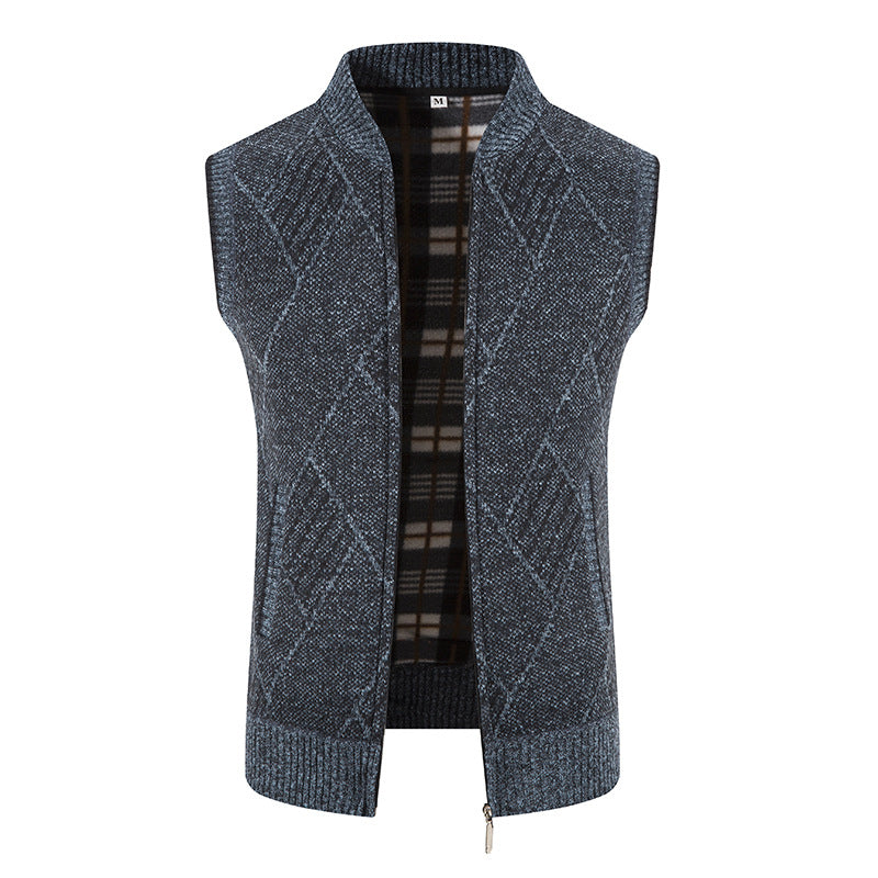 Men's knitted vest with modern cable pattern and practical zipper Lisslune