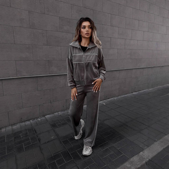Women's sporty-elegant fleece jogging suit with zipper Lisslune
