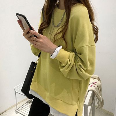 Women's Casual Sweatshirt with Loose Fit and Modern Details