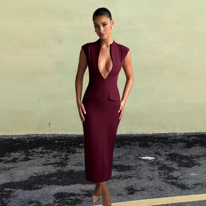 Women's elegant form-fitting dress with deep V-neck and practical pockets