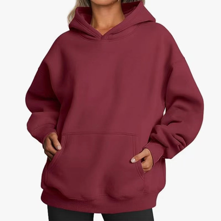 Women's oversized hoodie with practical kangaroo pockets and soft inner lining Lisslune