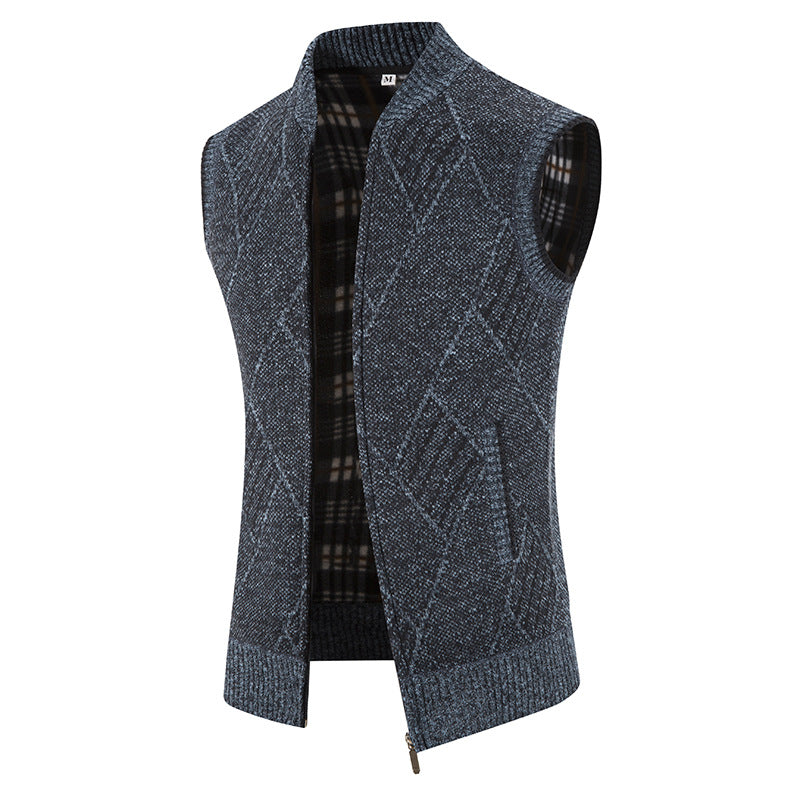 Men's knitted vest with modern cable pattern and practical zipper Lisslune