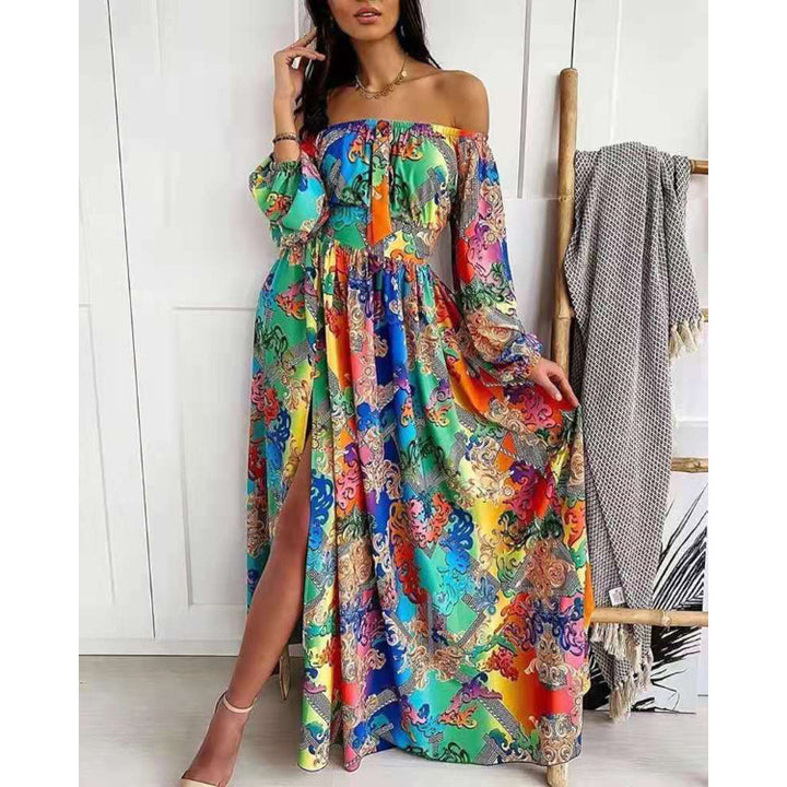 Women's maxi dress with open shoulder design and elaborate baroque pattern Lisslune