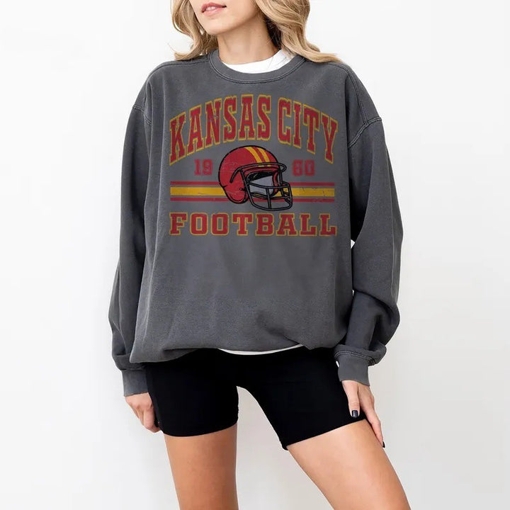 Women Oversized Sweatshirt with nostalgic football motif Lisslune