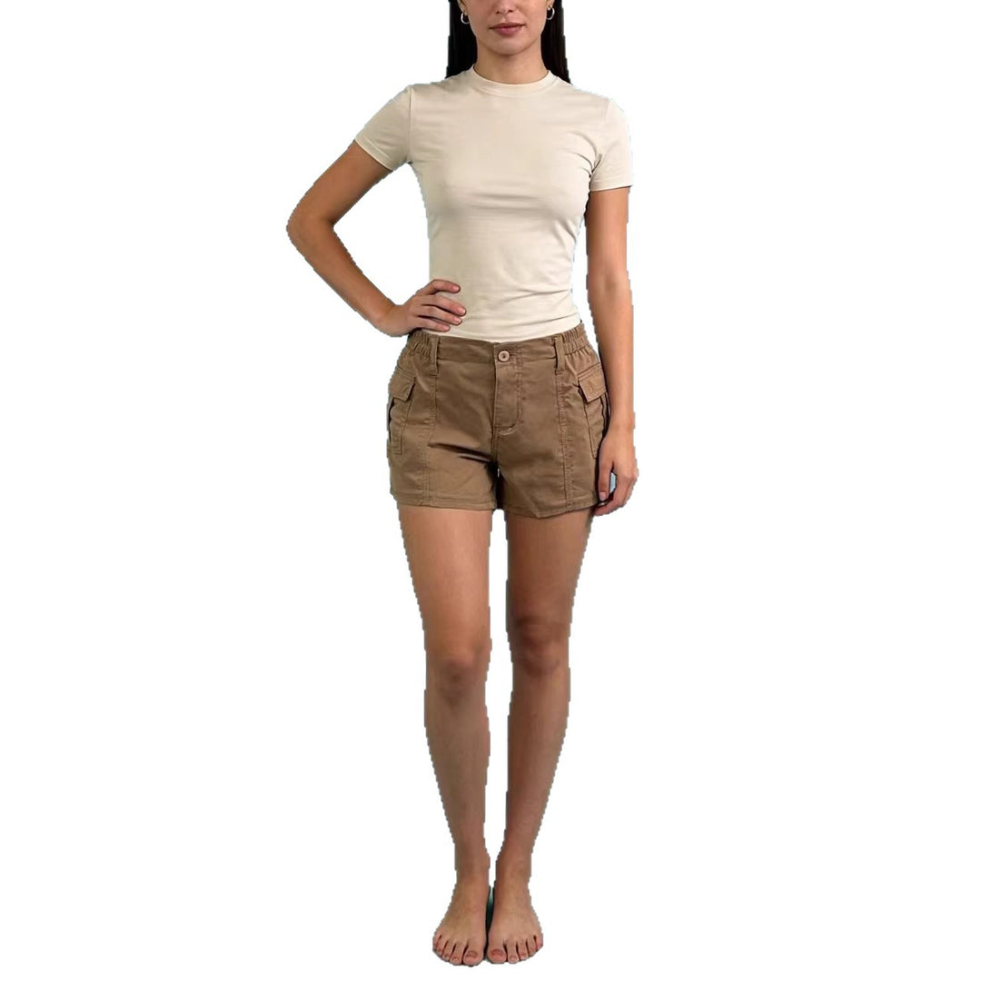 Women's cargo shorts with functional side pockets and elastic waistband Lisslune