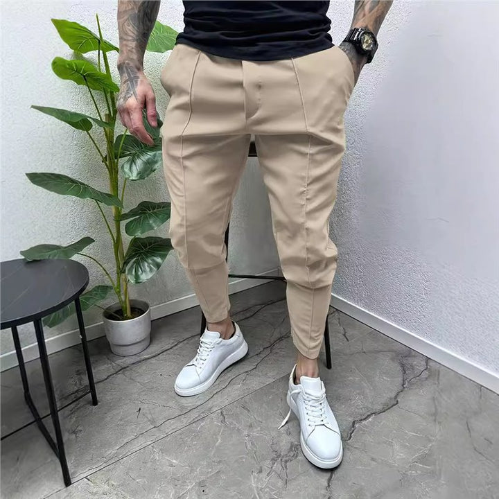 Men's stylish joggers with a slim fit and practical pockets Lisslune