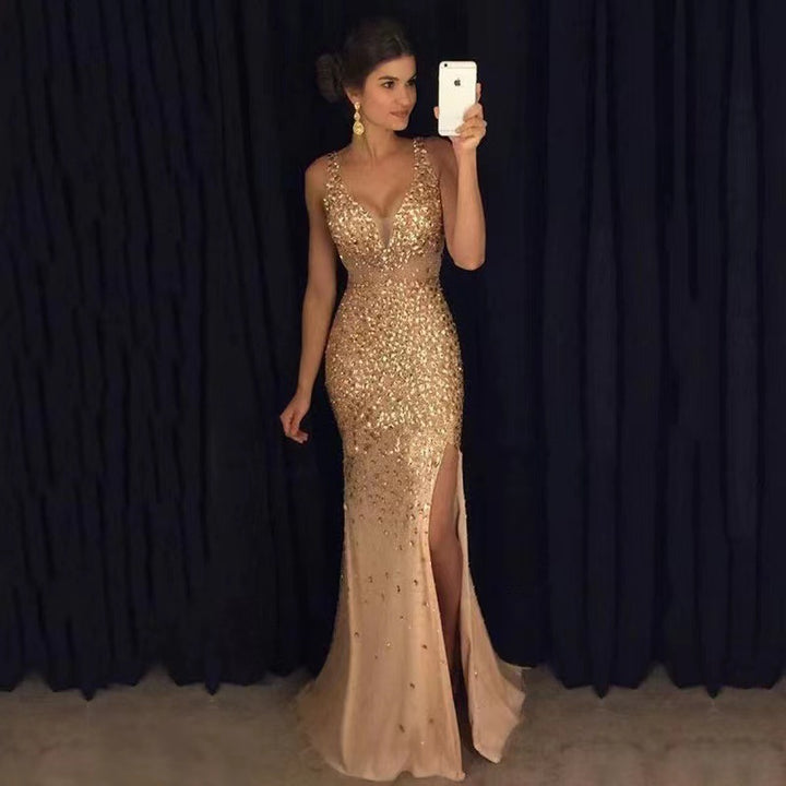 Women's Glamorous Evening Dress with Shimmering Sequins and Deep Slit Lisslune