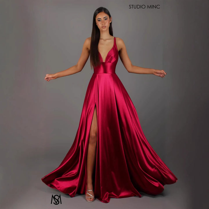 Ladies Elegant Maxi Dress with Deep V-Neck and Fashionable Split