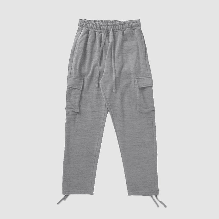 Men's cargo jogging pants made of soft, breathable material with an elastic waistband and practical pockets Lisslune