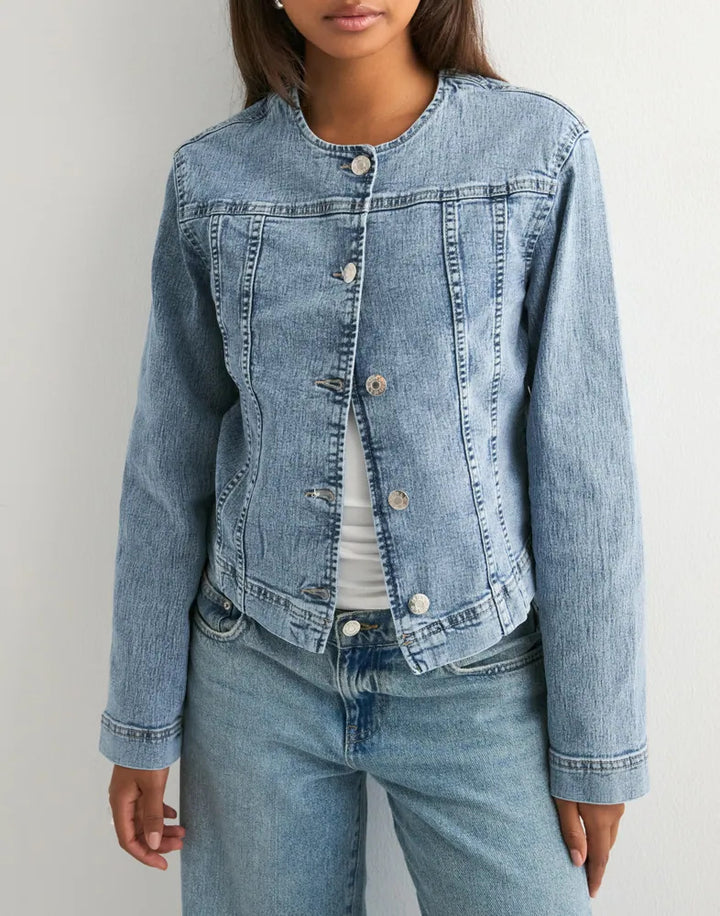 Damen zeitlose Denim-Jacke im modernen Schnitt Lisslune