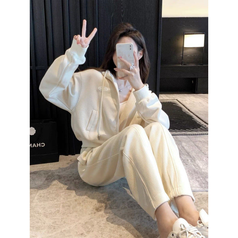 Women's Cozy Crop Jacket with Pockets and Casual Cut Lisslune