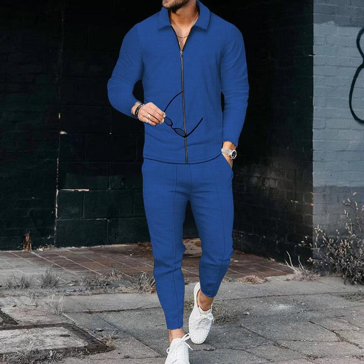 Men's fashionable tracksuit with textured top and modern pants Lisslune