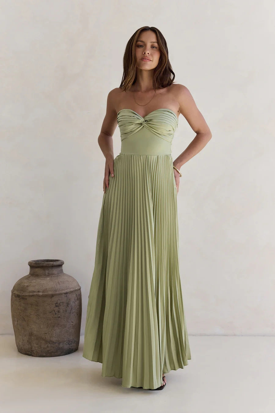 Women's Long-Sleeved Pleated Dress with Elegant Top and Flowing Skirt Lune London