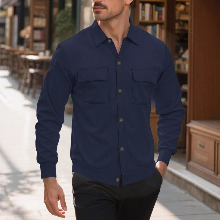 Men's fashionable shirt with practical chest pockets and elegant textured design Lisslune