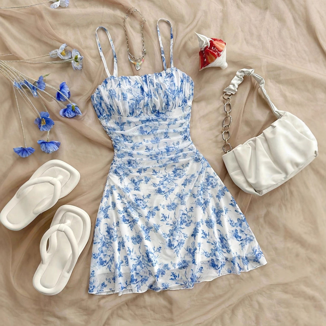 Damen Sommerliches Blumenkleid mit Spaghetti-Trägern und Raffungen Lisslune