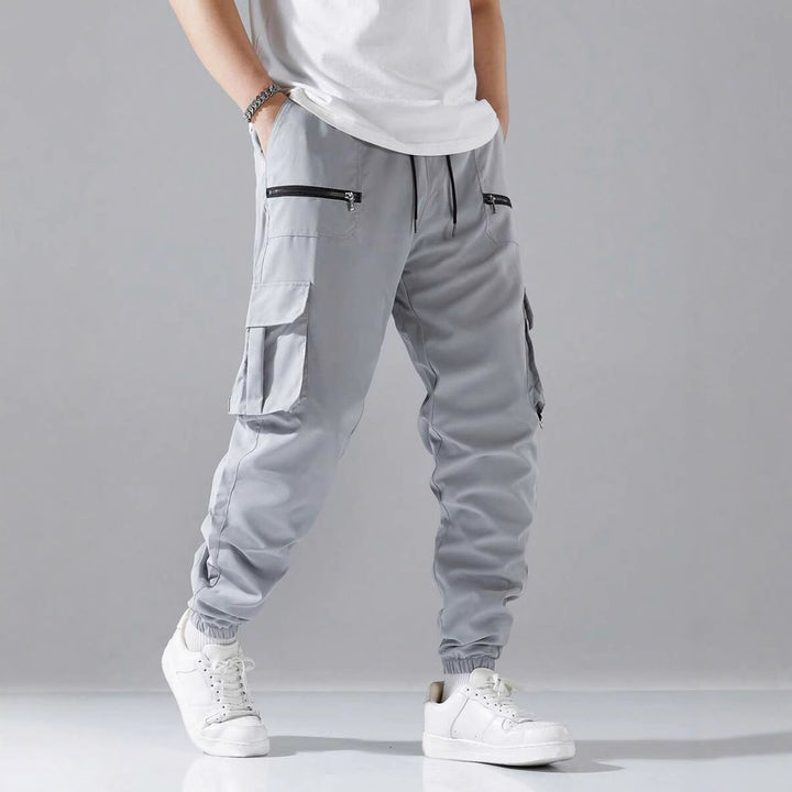 Men's cargo joggers with elastic waistband and practical zip pockets Lisslune