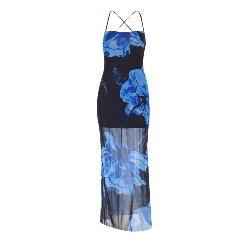 Women's maxi dress with floral design and elegant cut