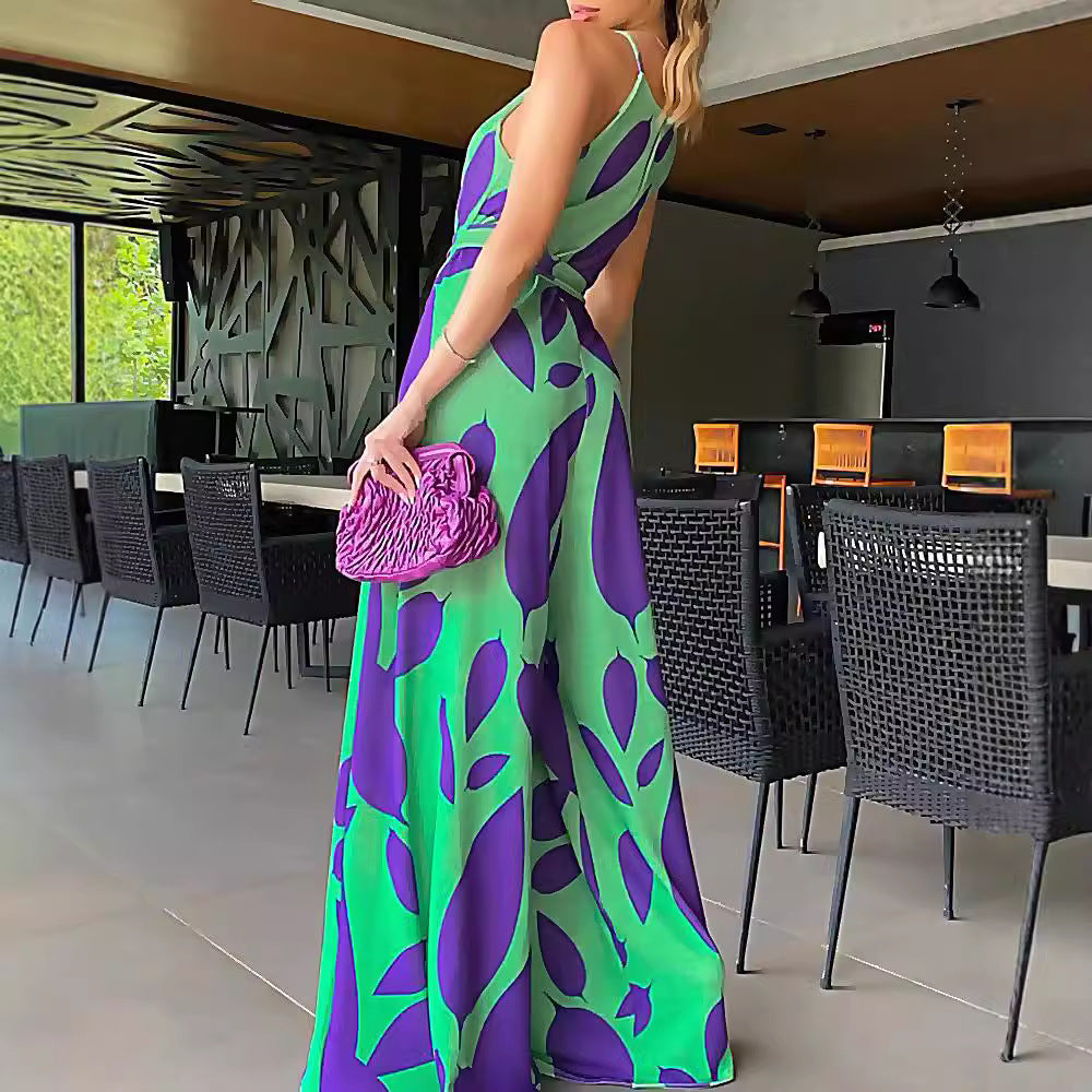 Women's maxi dress with floral pattern and belted waist