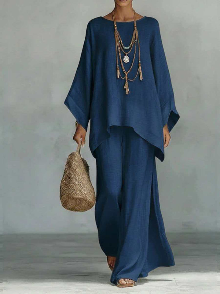 Ladies airy set made of soft fabric with a loose fit Lisslune