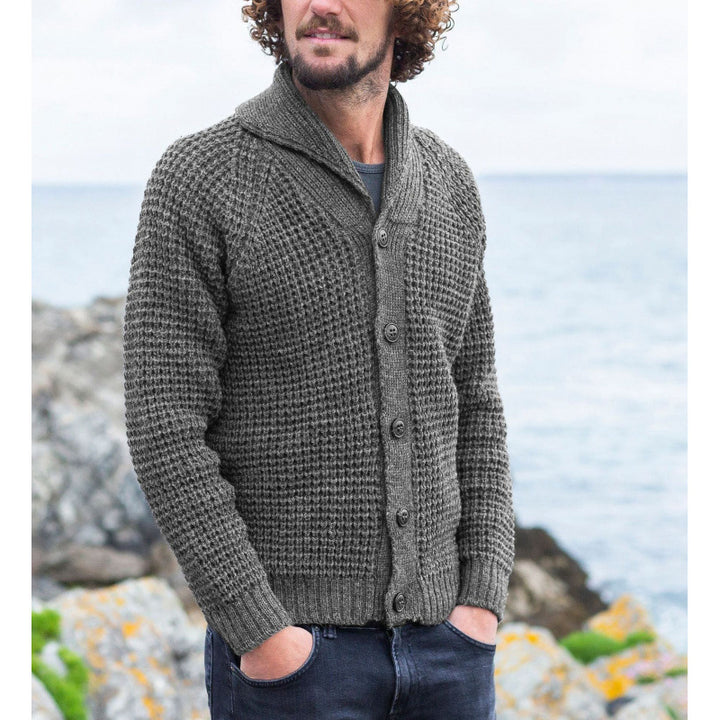 Men's cardigan with fine structural design and practical buttons Lisslune