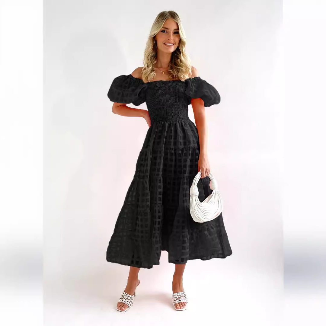 Ladies Airy Maxi Dress with Flowing Skirt and Voluminous Puff Sleeves