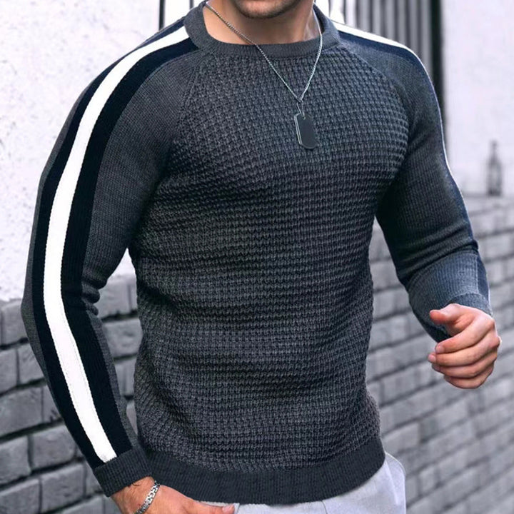 Men's knitted sweater with sporty stripes Lisslune
