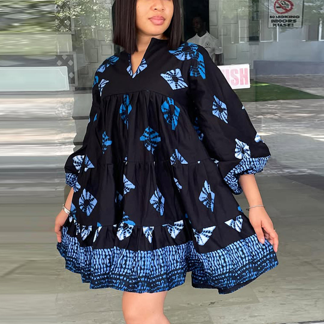 Women's casual dress with relaxed fit and voluminous sleeves