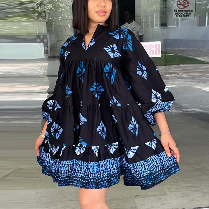 Women's casual dress with relaxed fit and voluminous sleeves