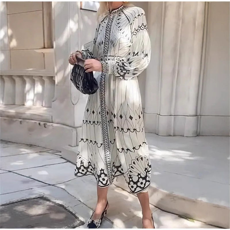 Ladies Elegant Shirt Dress with Graphic Pattern and Swinging Sleeves