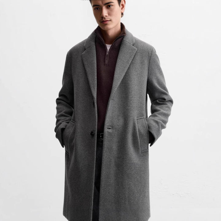 Men's elegant wool coat with classic cut and comfortable pockets Lisslune
