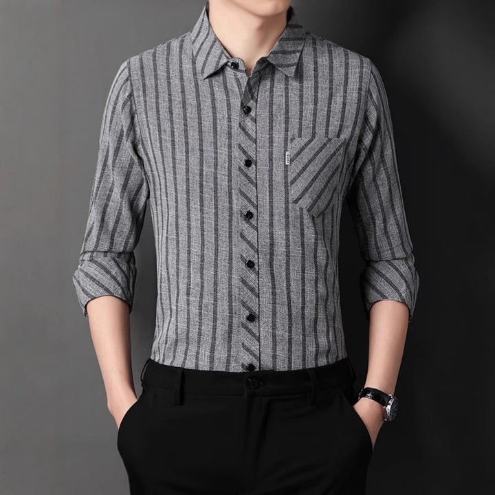 Men's long-sleeve shirt with fine striped pattern and chest pocket Lisslune