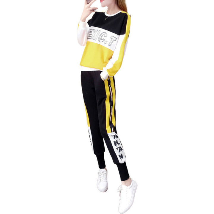 Women’s sporty leisure set with fashionable accents and elastic cuffs Lisslune