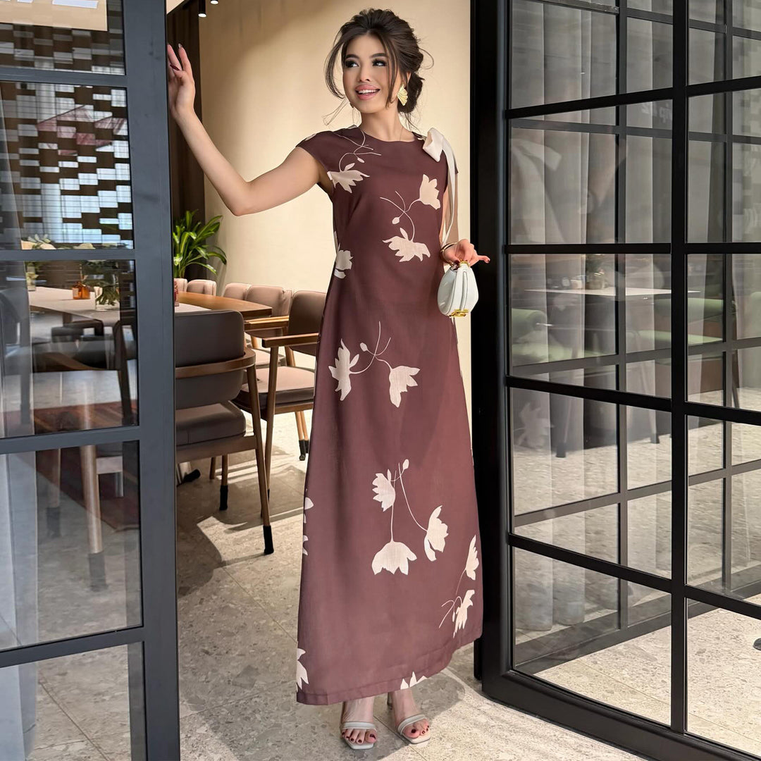 Women’s maxi dress with floral design