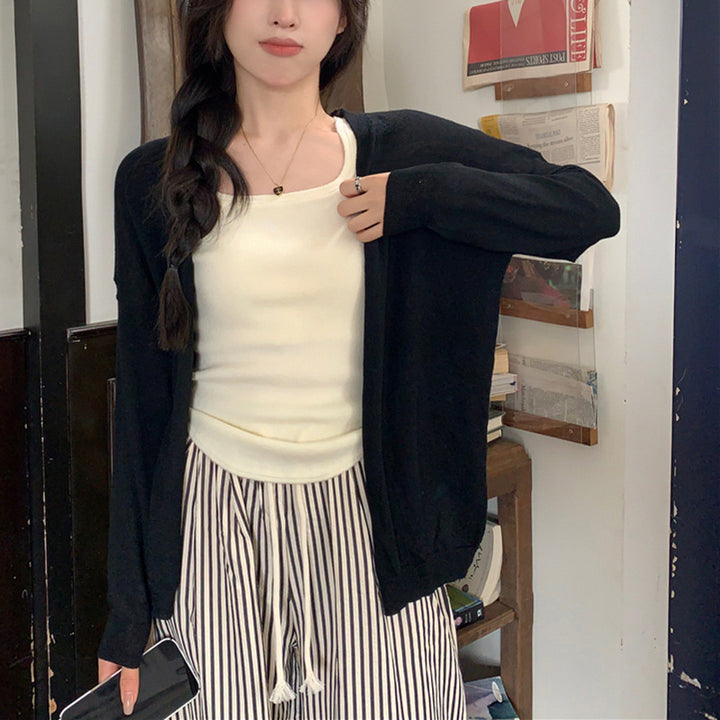 Women's casual knitted cardigan with a loose fit and fine details Lisslune