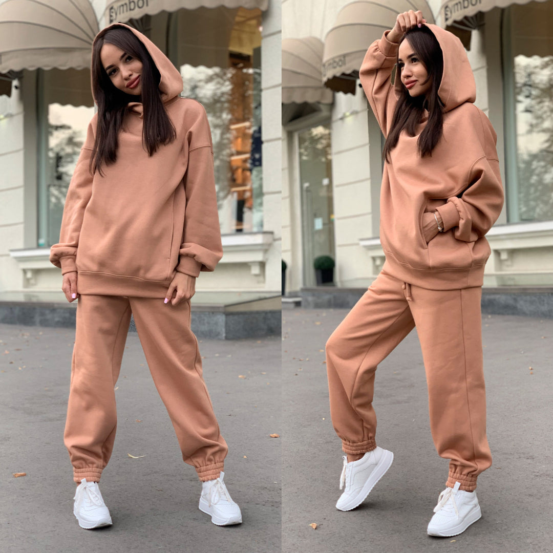 Women's comfortable hoodie and jogger set Lisslune