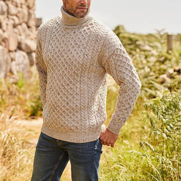 Men's knitted sweater with cable pattern and high collar Lisslune