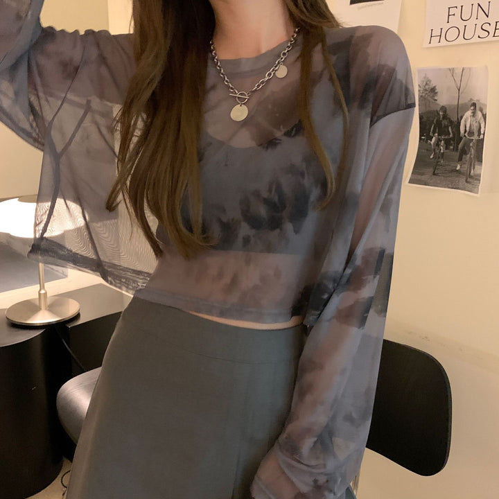 Women's cropped sweatshirt in modern batik design with wide sleeves and round neckline Lisslune