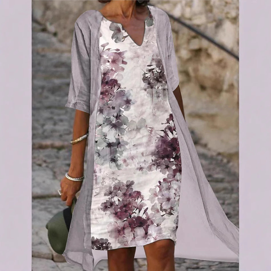 Women's casual dress with floral design and deep V-neck Lisslune