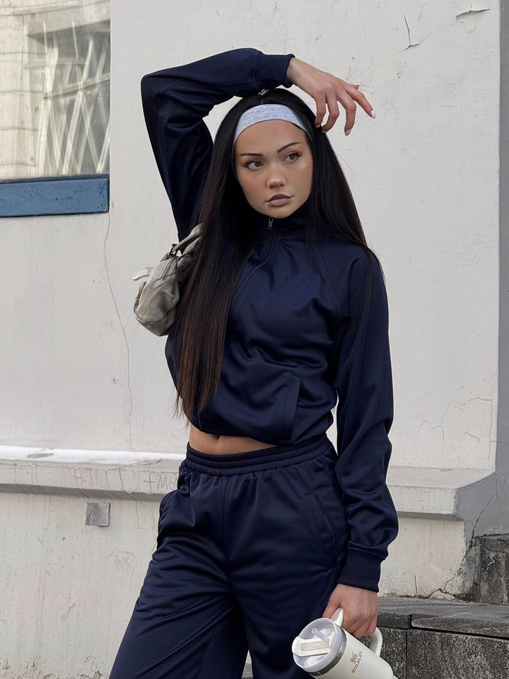 Women's sporty set with high collar and elastic pants Lisslune