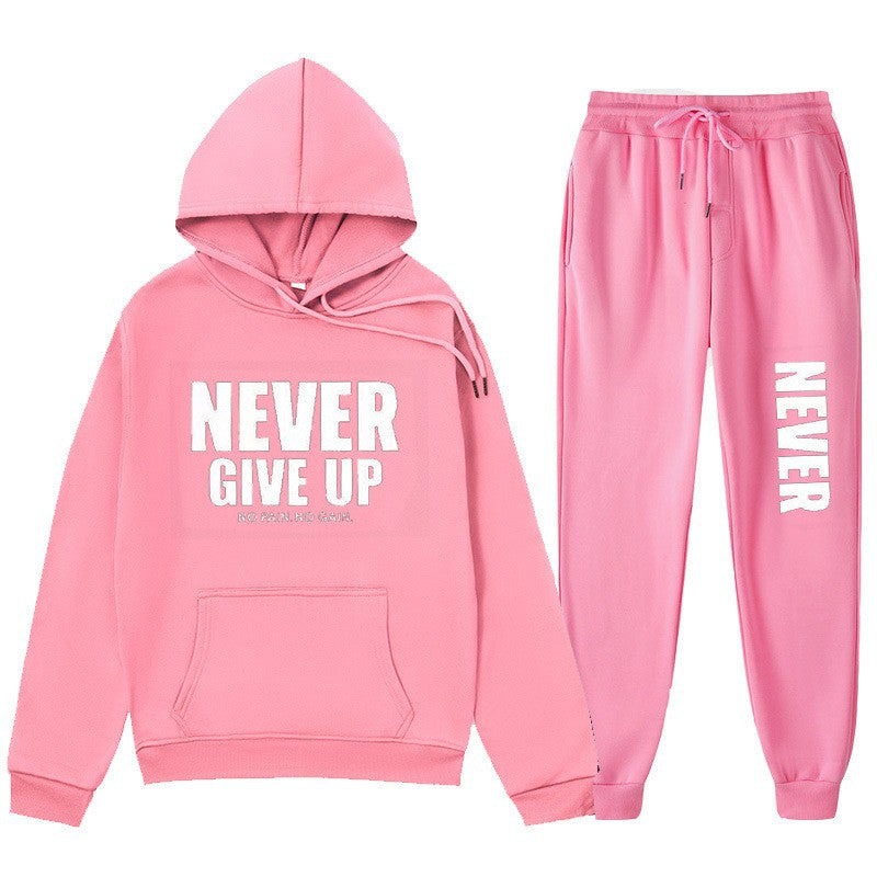 Women's training pullover and jogging pants in motif set with motivating print Lisslune
